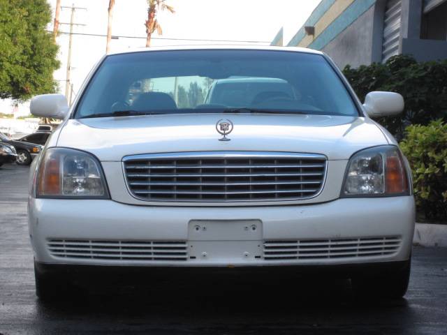 Cadillac Deville 2001 photo 2