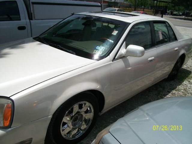 Cadillac Deville 2001 photo 1