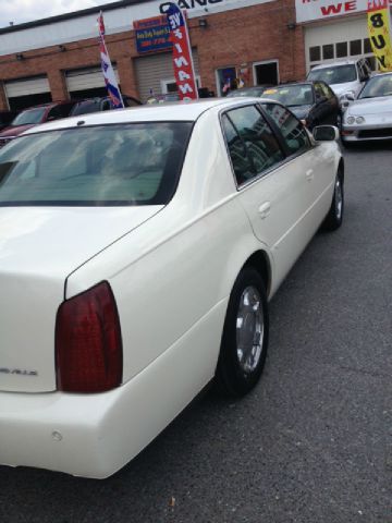 Cadillac Deville 2001 photo 4