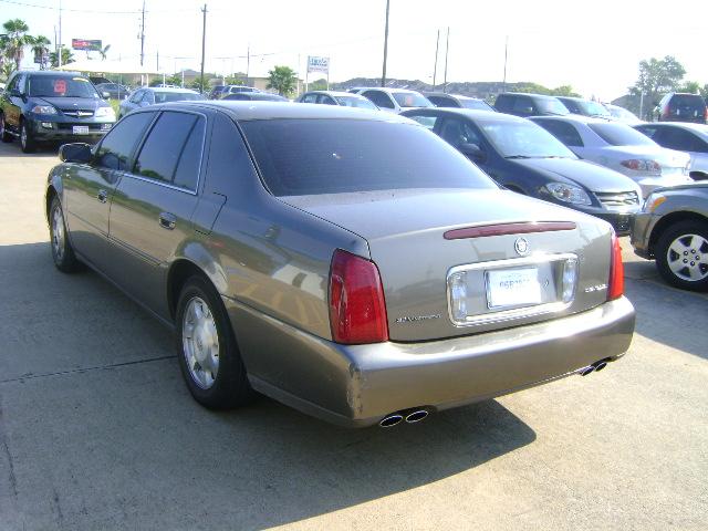 Cadillac Deville 2002 photo 3