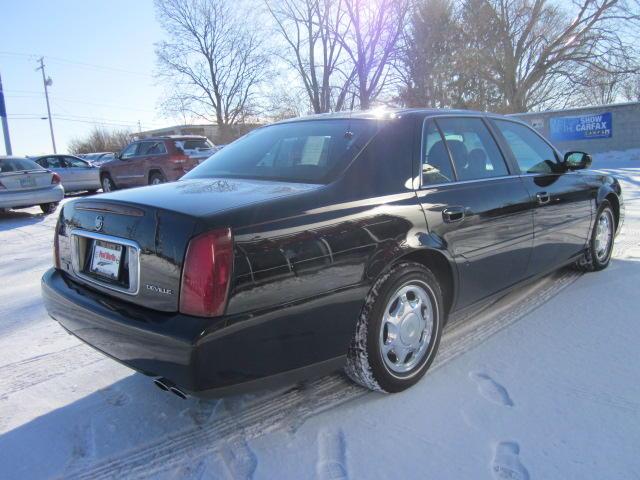 Cadillac Deville 2002 photo 1