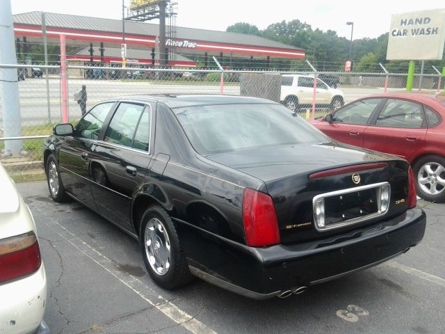 Cadillac Deville 2002 photo 2