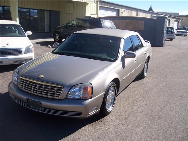 Cadillac Deville 2002 photo 1