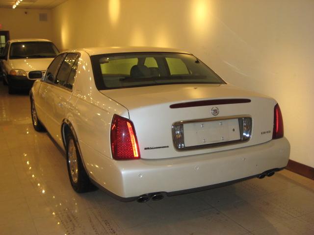 Cadillac Deville 2002 photo 3