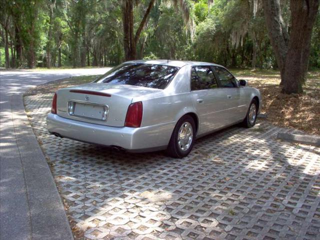 Cadillac Deville 2002 photo 1