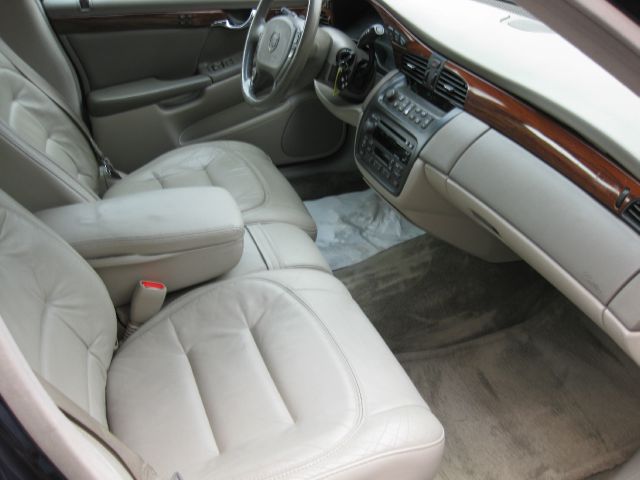 Cadillac Deville 2002 photo 9