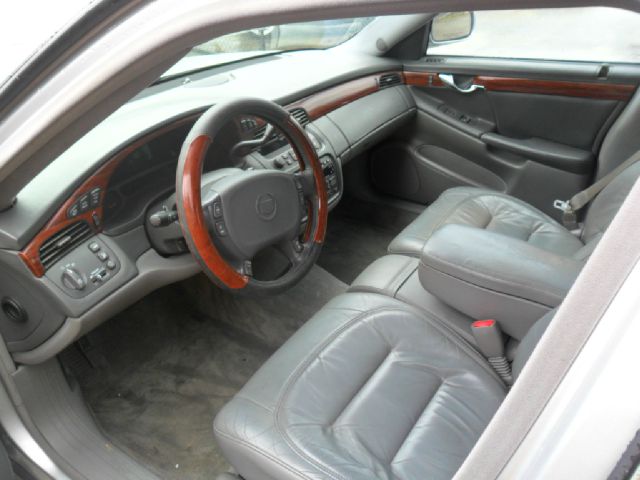 Cadillac Deville 2002 photo 18