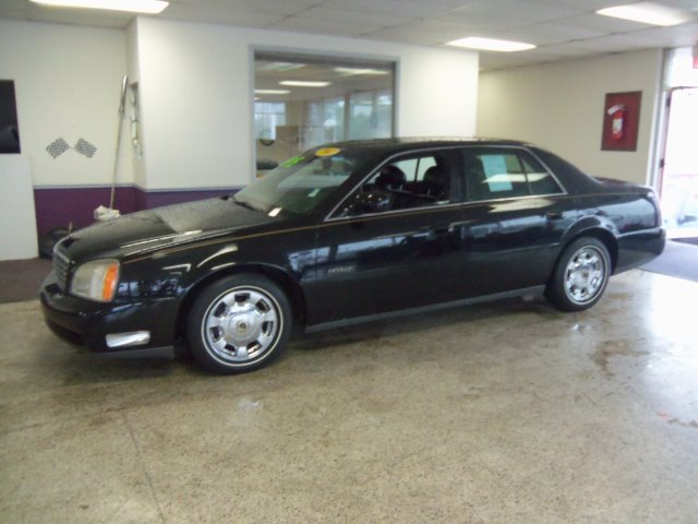 Cadillac Deville 2002 photo 1