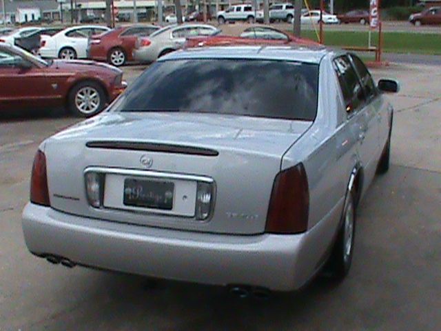 Cadillac Deville 2002 photo 9