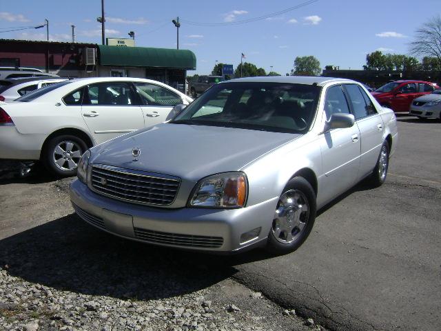 Cadillac Deville Base Sedan