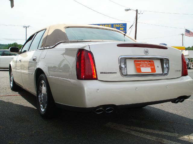 Cadillac Deville 2002 photo 4