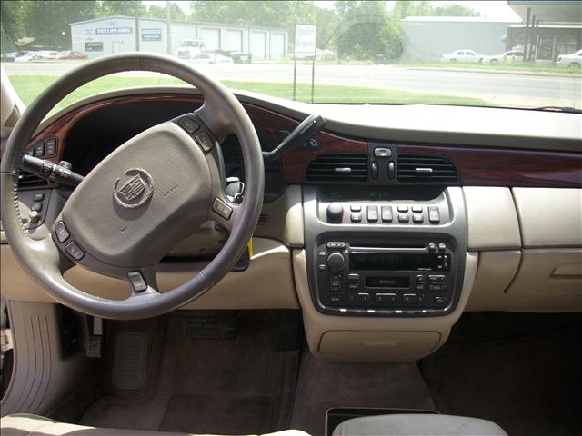 Cadillac Deville 2002 photo 3