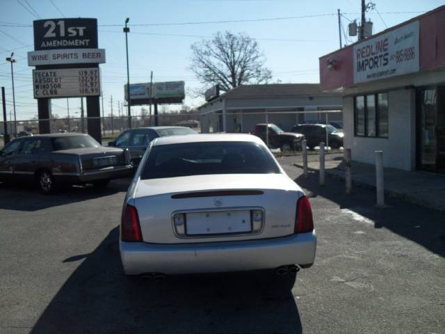 Cadillac Deville 2002 photo 4