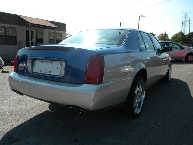 Cadillac Deville 2002 photo 2