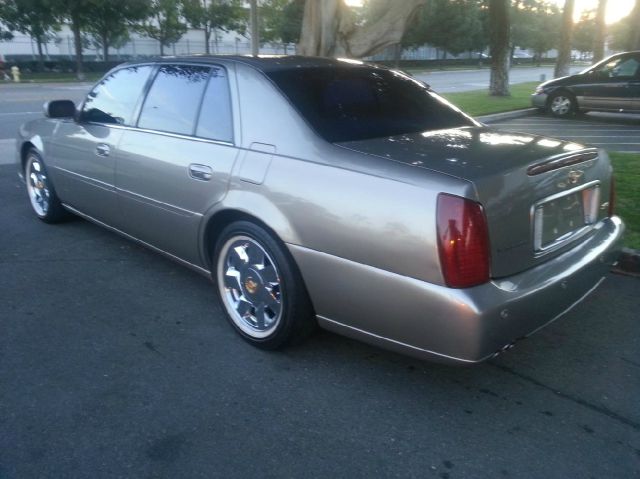 Cadillac Deville 2002 photo 1