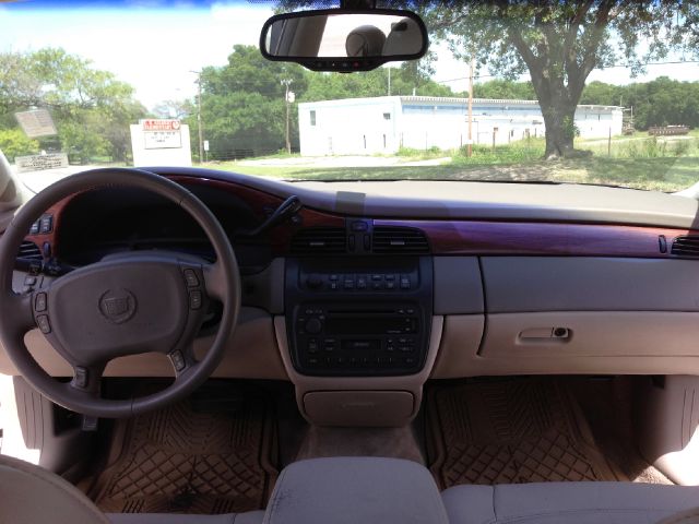 Cadillac Deville 2002 photo 3