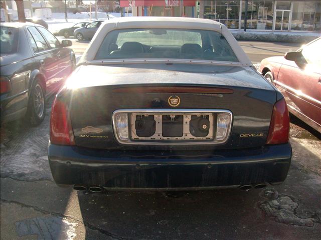 Cadillac Deville 2002 photo 4