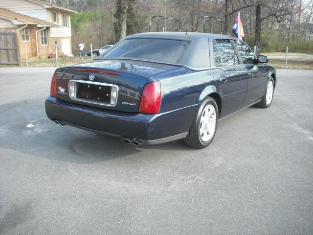 Cadillac Deville 2002 photo 3