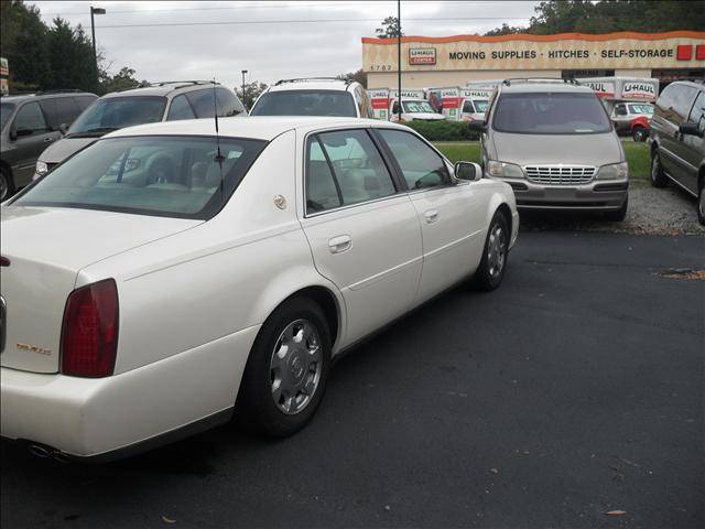 Cadillac Deville 2002 photo 1