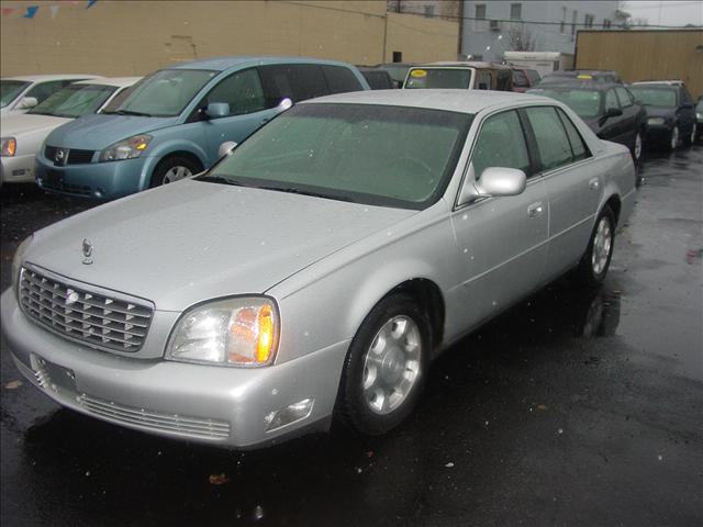 Cadillac Deville 2002 photo 1