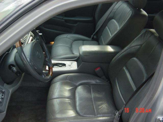 Cadillac Deville 2002 photo 4