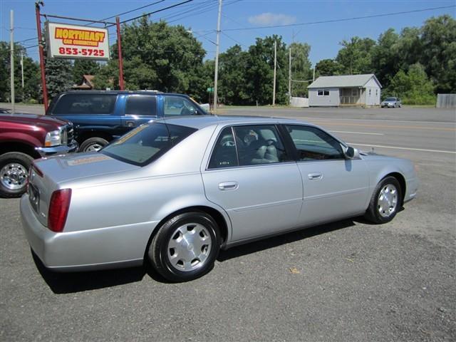 Cadillac Deville 2002 photo 2