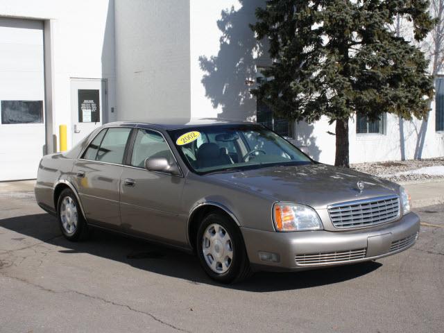 Cadillac Deville 2002 photo 2