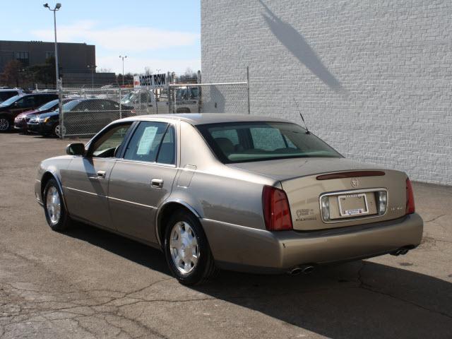 Cadillac Deville 2002 photo 4