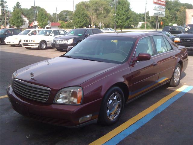 Cadillac Deville Base Sedan