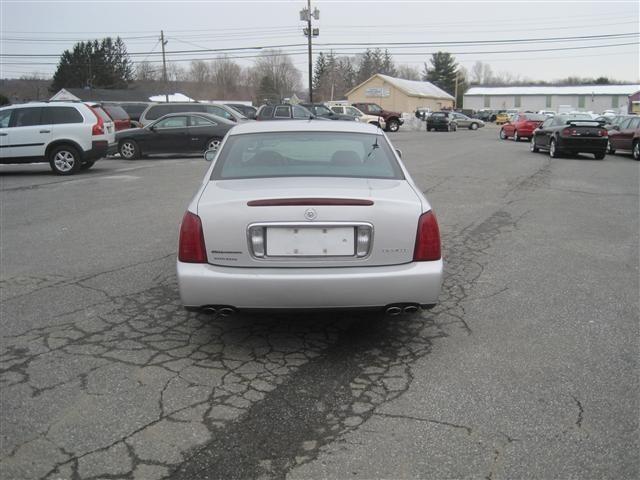 Cadillac Deville 2002 photo 3