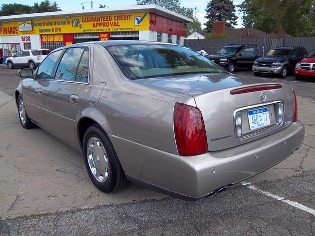 Cadillac Deville 2002 photo 3