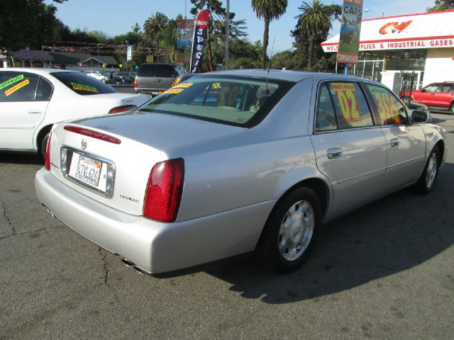 Cadillac Deville 2002 photo 4