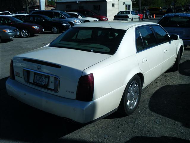 Cadillac Deville 2002 photo 1