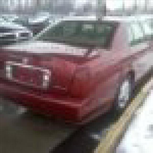 Cadillac Deville 2002 photo 1