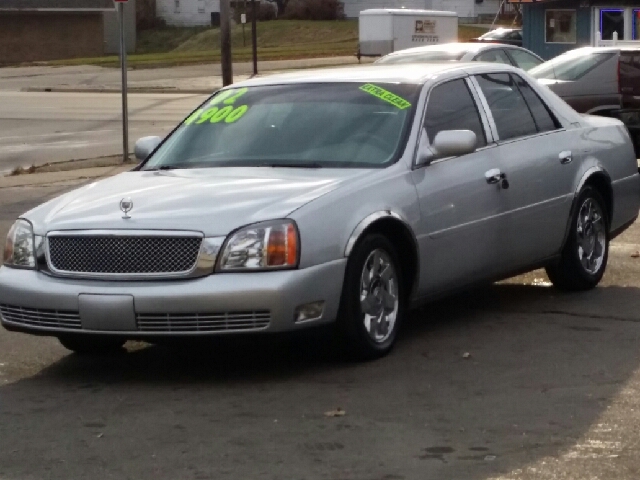 Cadillac Deville 2002 photo 1