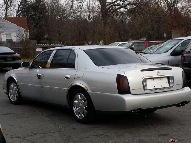 Cadillac Deville 2002 photo 2