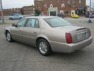 Cadillac Deville 2002 photo 3