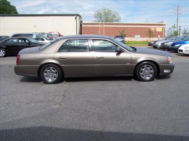 Cadillac Deville 2002 photo 1