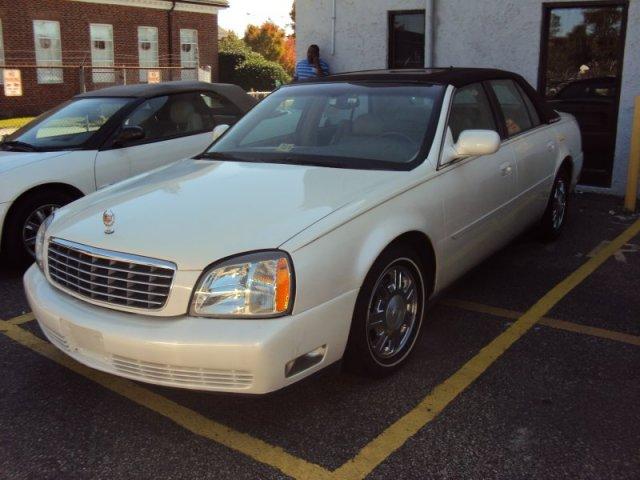 Cadillac Deville 2003 photo 1