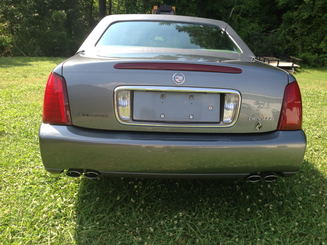 Cadillac Deville 2003 photo 2