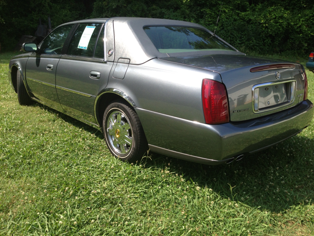 Cadillac Deville 2003 photo 3