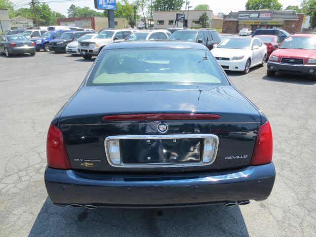 Cadillac Deville 2003 photo 20