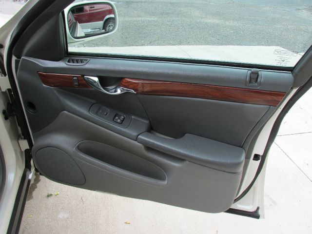 Cadillac Deville 2003 photo 17