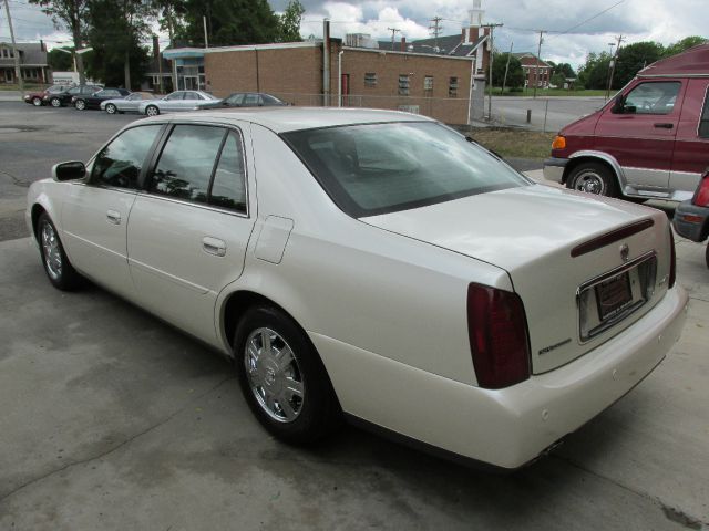 Cadillac Deville 2003 photo 2