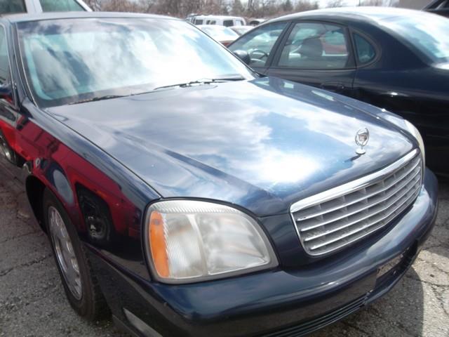 Cadillac Deville 2003 photo 1