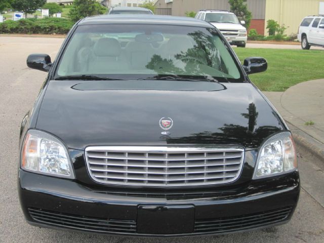 Cadillac Deville 2003 photo 1