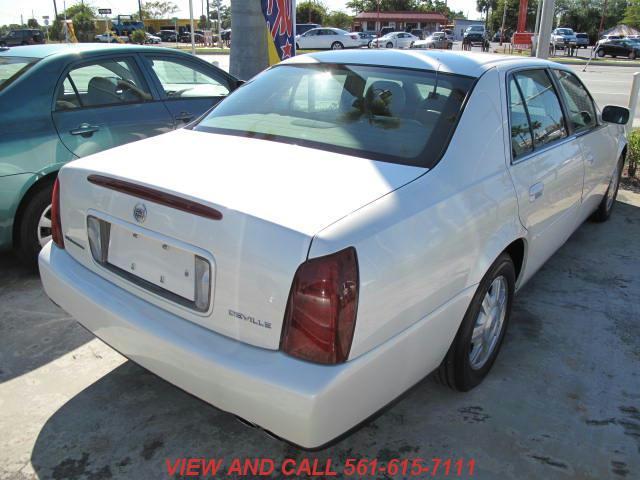 Cadillac Deville 2003 photo 2