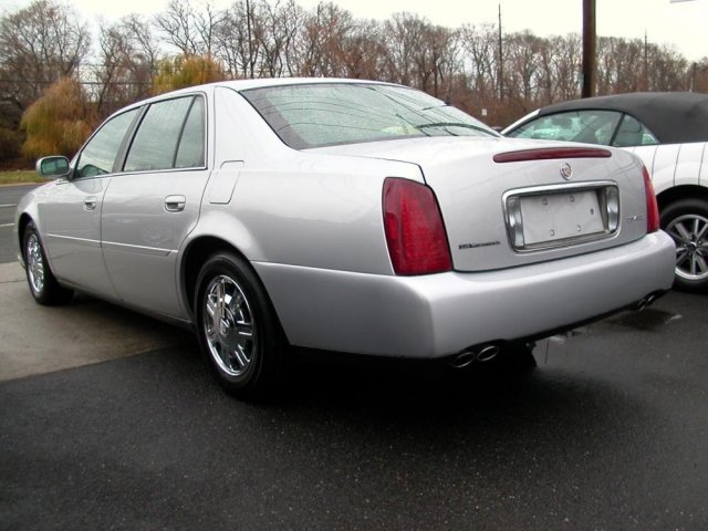 Cadillac Deville 2003 photo 5