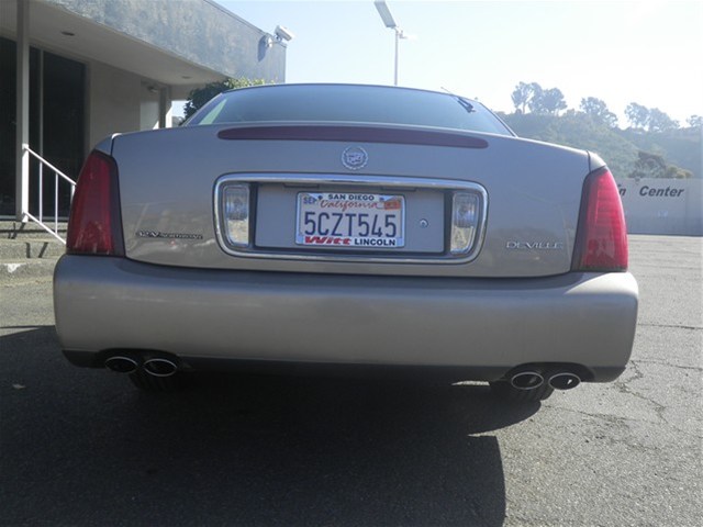 Cadillac Deville 2003 photo 4