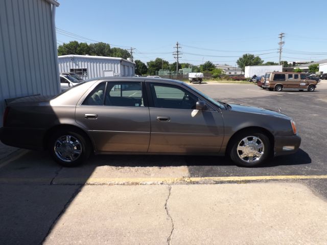 Cadillac Deville 2003 photo 2